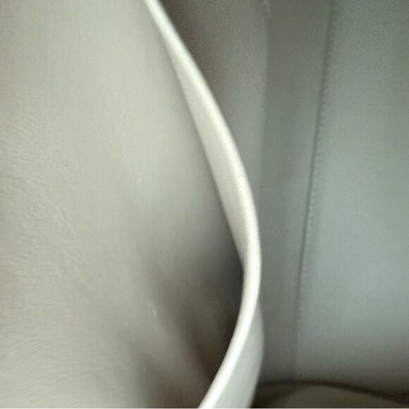 Christian Dior medium Diorever handle bag Authentic Retail 3950$ - Picture 11 of 16